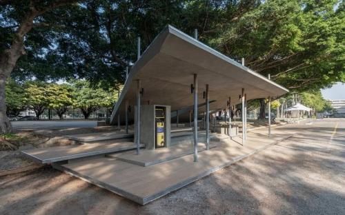 ***的候車亭設(shè)計(jì)值得分享國(guó)外候車亭設(shè)計(jì)賞析二