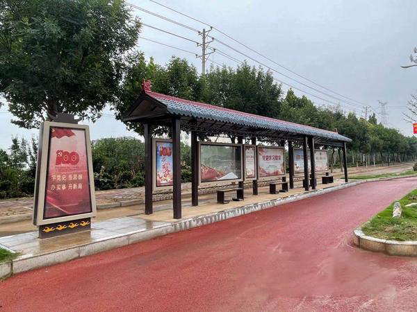 鶴壁新型智能公交候車亭功能完善設(shè)計(jì)驚艷